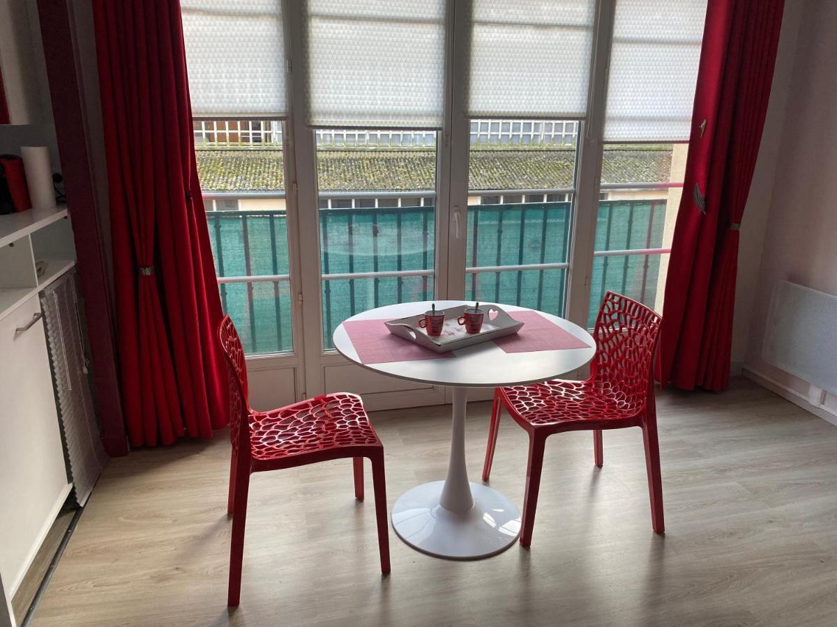Apartment Avec Parking Prive Au Coeur Du Treport